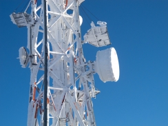 Telecommunication antennas